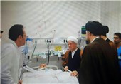 عیادت هاشمی‌رفسنجانی و سیدحسن خمینی از آیت‌الله طبسی
