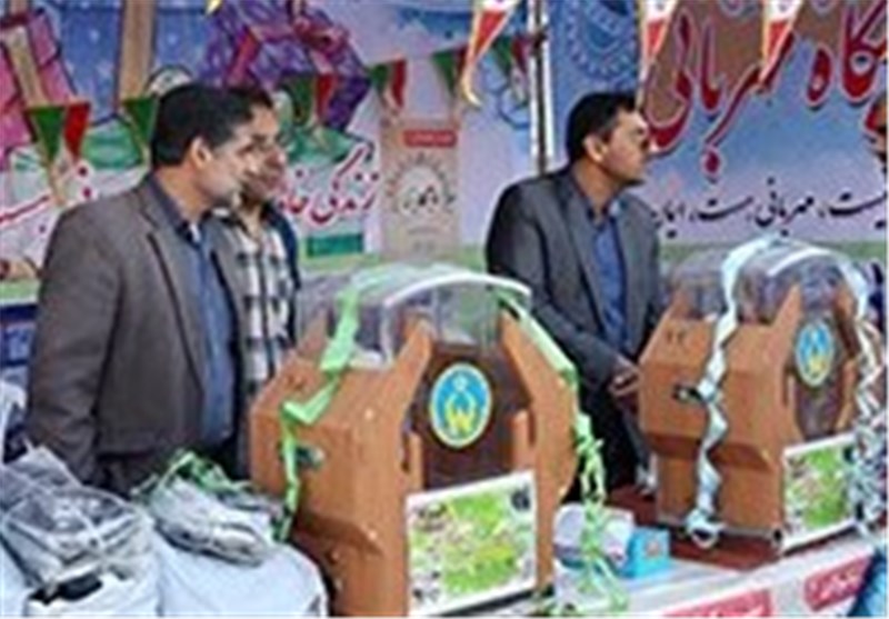 سمنان| مردم استان سمنان در جشن نیکوکاری بیش از 3 میلیارد تومان به نیازمندان کمک کردند