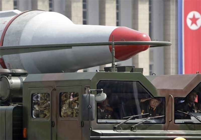 کره شمالی 2 فروند موشک کوتاه برد به سوی دریا شلیک کرده است