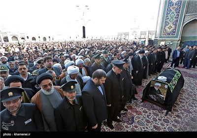 Imam Khamenei Performs Prayers for Late Ayatollah Tabasi