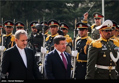 Turkish PM Davutoglu Officially Welcomed in Iran