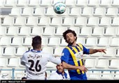 دیدار تیم های فوتبال گسترش فولاد و استقلال اهواز