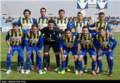 دیدار تیم های فوتبال گسترش فولاد و استقلال اهواز