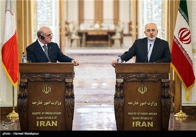 کنفرانس خبری مشترک محمدجواد ظریف و جرج ویلا وزرای امور خارجه ایران و مالت