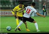 دیدار تیم های فوتبال سپاهان و صبا