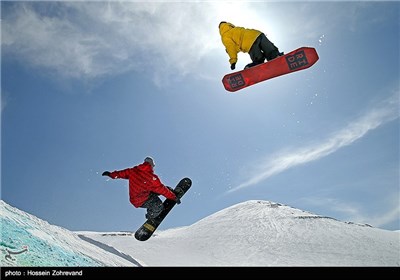 SNOWBOARD YARIŞMALARI