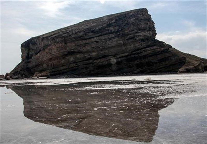 اجرای پروژه‌های دریاچه ارومیه سبب افزایش 6 برابری آب در بستر آن شد