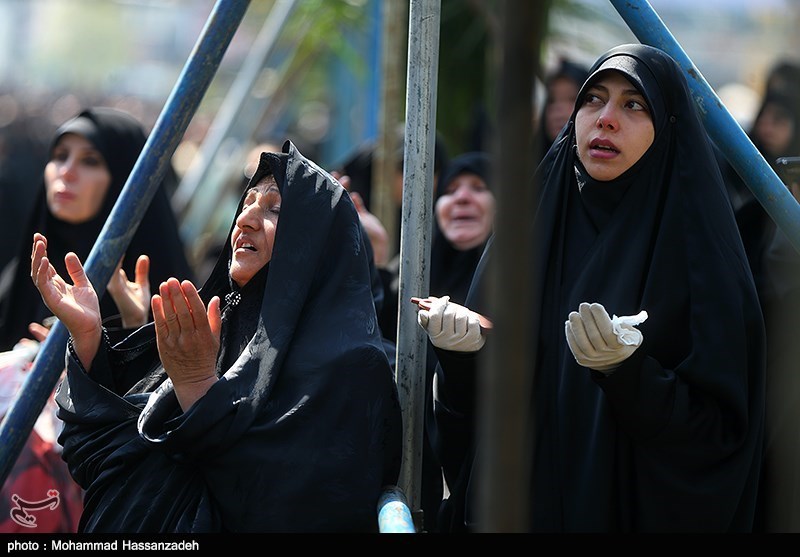 اجتماع عزاداران فاطمی در میدان هفت تیر