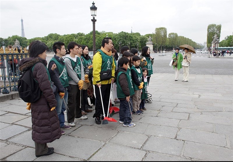 ژاپنی‌ها با «ساکورا» پاریس بحران‌زده را نجات می‌دهند
