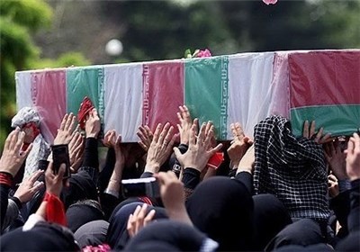 تشیع پیکر شهدای دفاع مقدس در حرم امام رضا(ع)