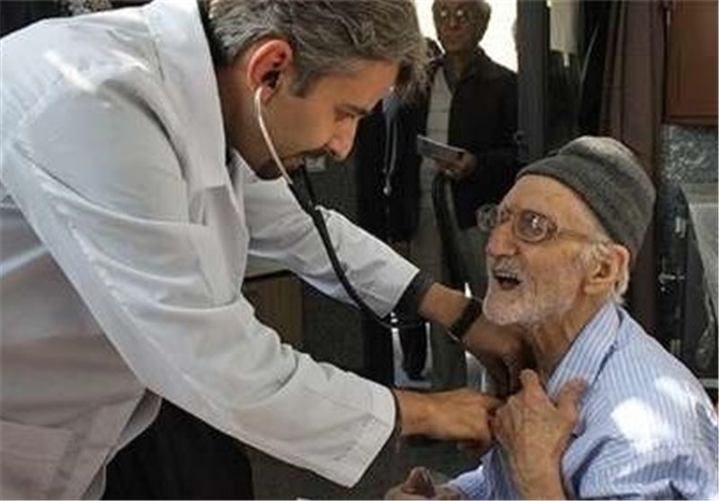خدمات رایگان پزشکی به محرومین شرق شیراز ارائه می‌شود