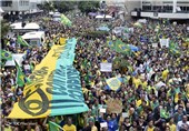 خیابان‌های برزیل عرصه تظاهرات مخالفان و موافقان دولت