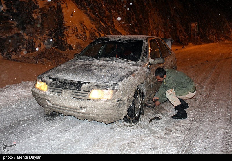 بازگشایی محور توسکستان و نجات 50 خودروی گرفتار/آبگرفتگی و مسدود شدن چند محور استان گلستان