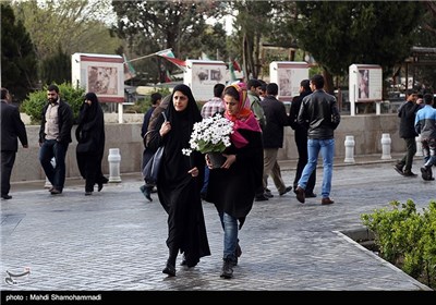 پنجشنبه آخر سال در بهشت زهرا تهران