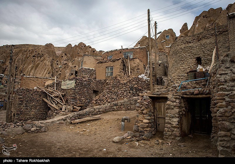 وضعیت نامناسب اقتصادی در روستاهای زنجان سبب افزایش مهاجرت روستائیان شده است