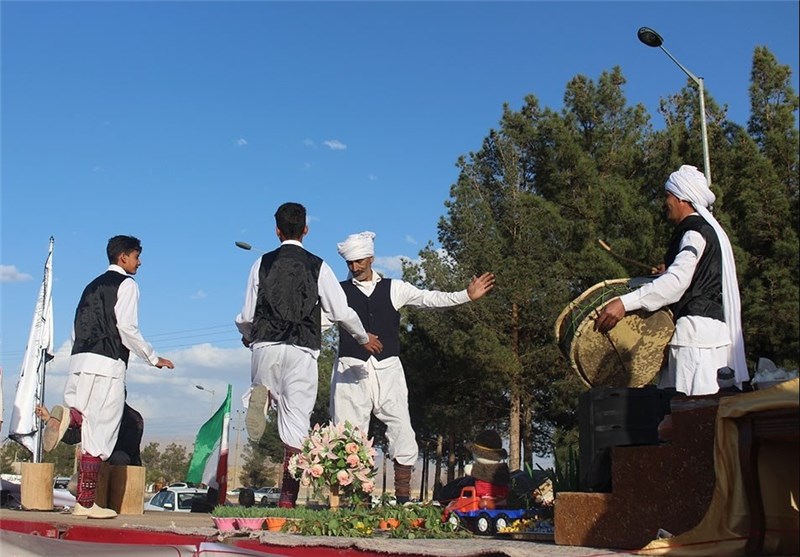 مراسم نوروزگاه و جشن‌ استقبال از بهار در فردوس برگزار شد
