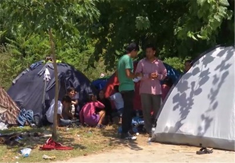 EU-Turkey Migrant Deal Is &apos;Botched Job&apos;, Says Spain