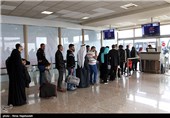 سرگردانی مجدد مسافران در فرودگاه مشهد/ پروازهایی که در آشیانه باقی می‌مانند