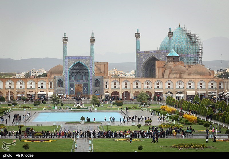 بازدید یک میلیون و 200 هزار گردشگر از بناهای تاریخی اصفهان
