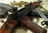 پاکستان تمام مجوزهای مربوط به سلاح‌های خودکار را لغو می‌کند