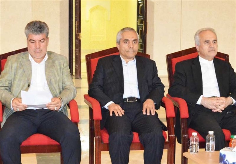 طاهری با دبیر فدراسیون و رئیس سازمان لیگ عمان دیدار کرد