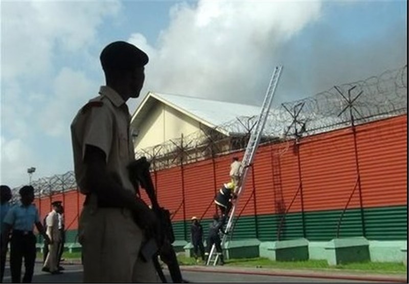 Fire at Prison Kills 5 Inmates in Western Indonesia