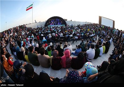 مسافران نوروزی در جزیره کیش