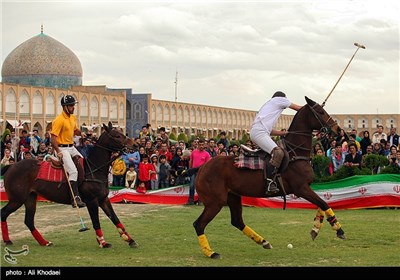 مسابقات نمادین چوگان در میدان نقش جهان اصفهان