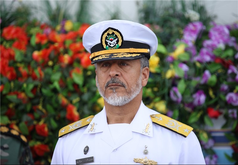 قائد سلاح البحر فی الجیش: لن یجروء أی بلد علی استهداف ایران الاسلامیة بالصواریخ