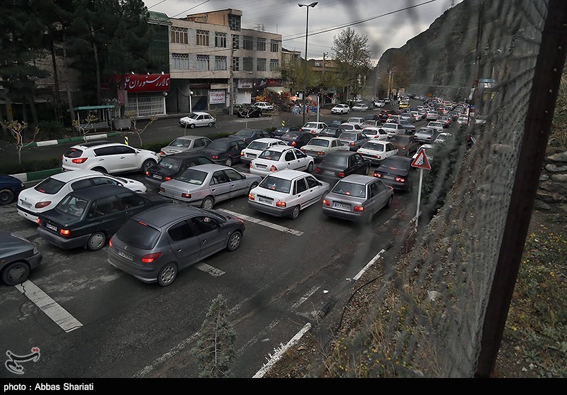 ترافیک سنگین در محور کرج -چالوس از میدان امیرکبیر تا تونل کندوان /احتمال یک طرفه شدن از عصر امروز