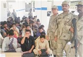 پاکستان 70 تبعه افغانستان و پاکستانی را قبل از ورود غیرقانونی به ایران بازداشت کرد