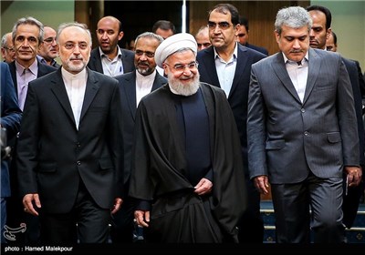 ورود حجت‌الاسلام حسن روحانی رئیس جمهور به دهمین سالگرد روز ملی فناوری هسته‌ای