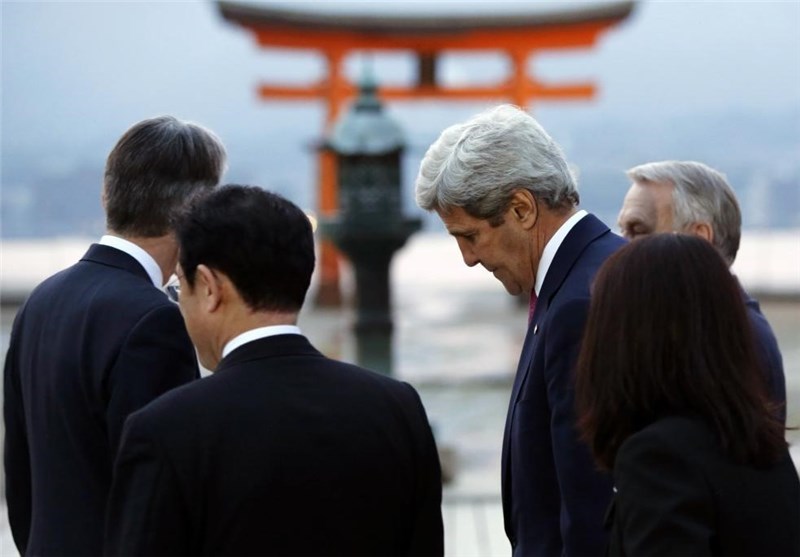 John Kerry Offers No Apology during Visit to Hiroshima Memorial