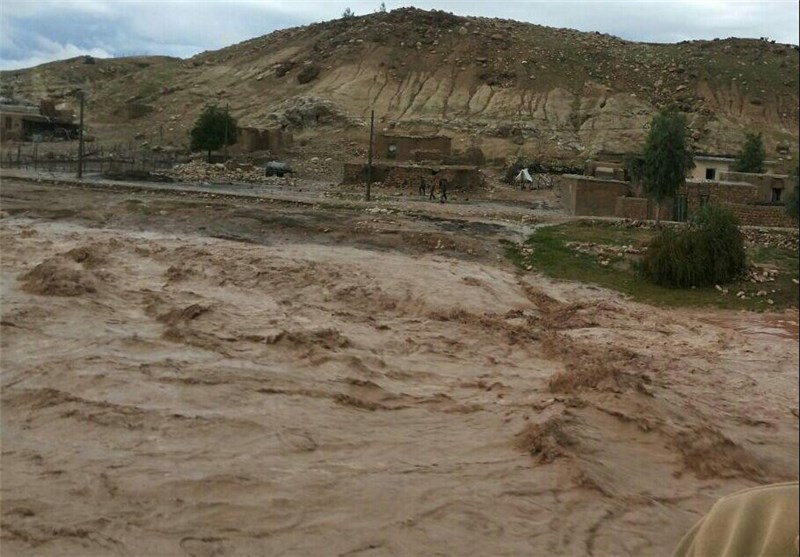 بارش‌های سیل‌آسا در لرستان/خسارت به واحدهای مسکونی پلدختر
