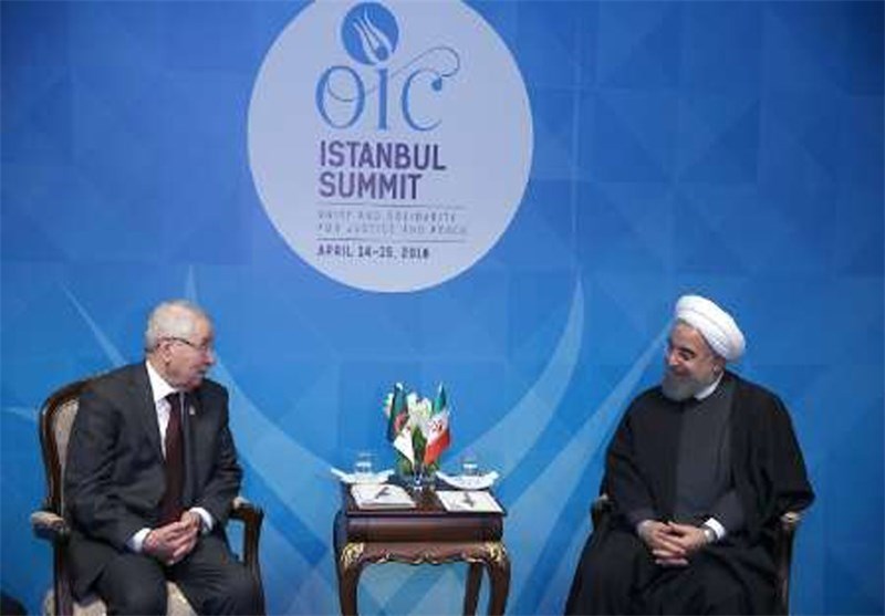 Iran&apos;s Rouhani Calls for Cooperation on Regional Peace