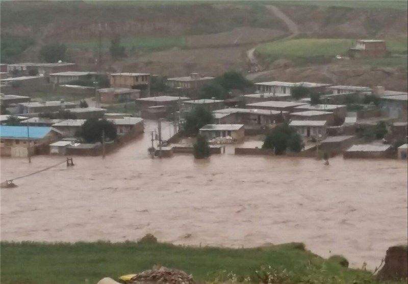 قطع راه ارتباطی 250 روستا استان لرستان/ جست‌وجو برای یافتن جسد کودک دلفانی ادامه دارد+ تصاویر