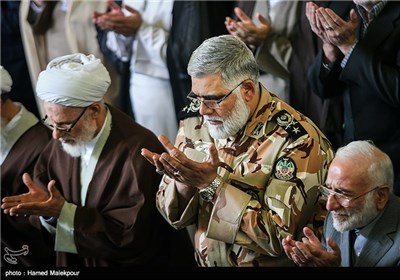 امیر احمدرضا پوردستان فرمانده نیروی زمینی ارتش در نماز جمعه تهران
