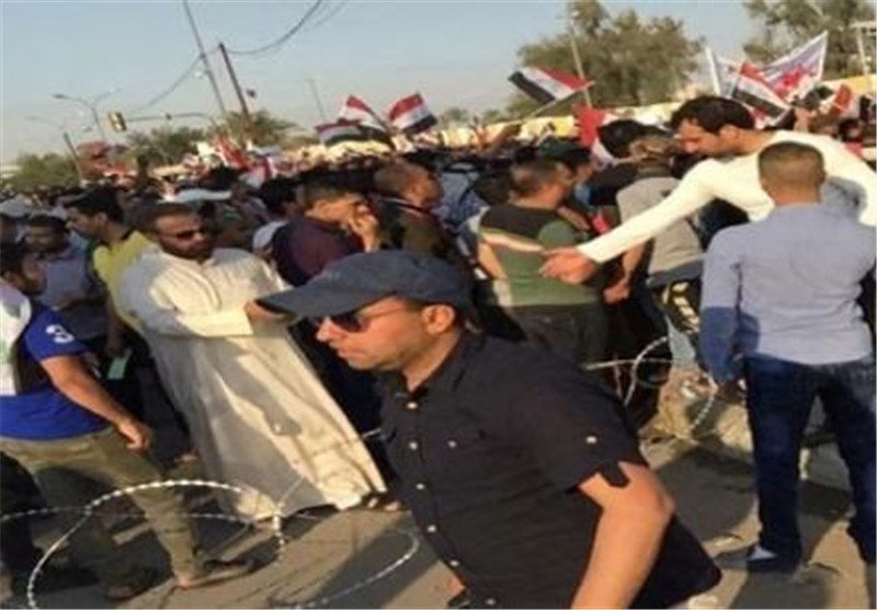 جریان صدر از معترضان خواست تا الخضراء بغداد را ترک کنند