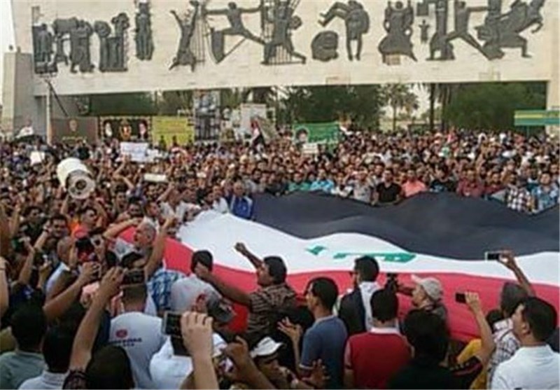 العشرات یتظاهرون فی بغداد وسط اجراءات امنیة مشددة