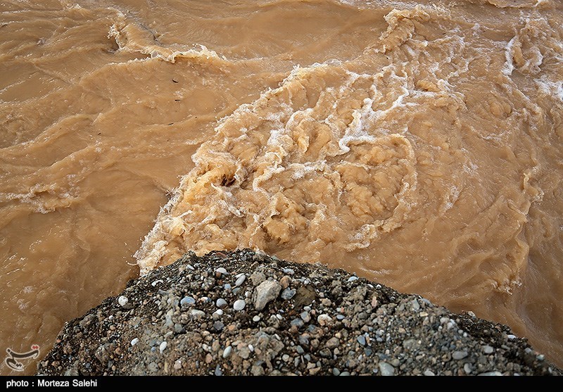 جسد جوان غرق‌شده در رودخانه دلفارد شهرستان جیرفت پیدا شد‌