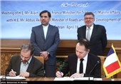 امضای سند همکاری بین شرکت راه آهن جمهوری اسلامی ایران و  شرکت راه آهن فرانسه
