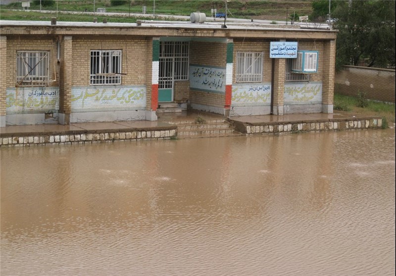 خسارت گسترده سیلاب بر راههای روستایی منطقه سیستان
