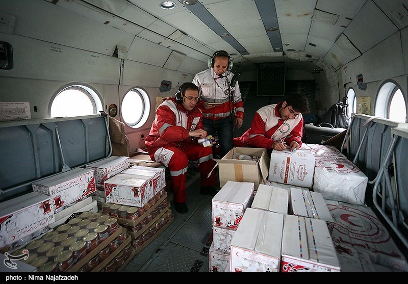چهارمین هواپیمای کمک‌های استان  البرز با 100 تن کالا وارد اهواز شد