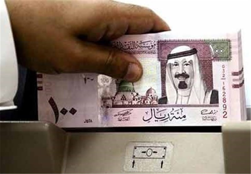 &quot;الفاینانشیال تایمز&quot;: السعودیة تقترض 10 ملیارات دولار بسبب انخفاض سعر النفط