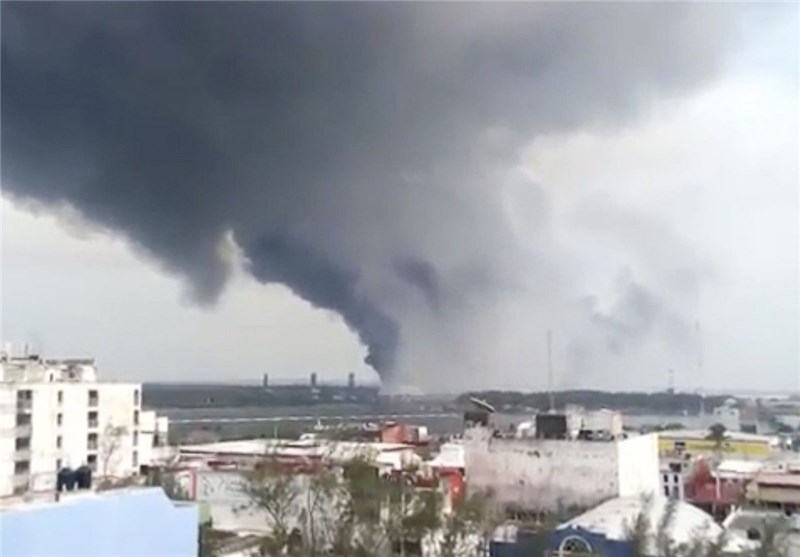 Petrochemical Plant Blast Kills 3, Injures Dozens in Mexico