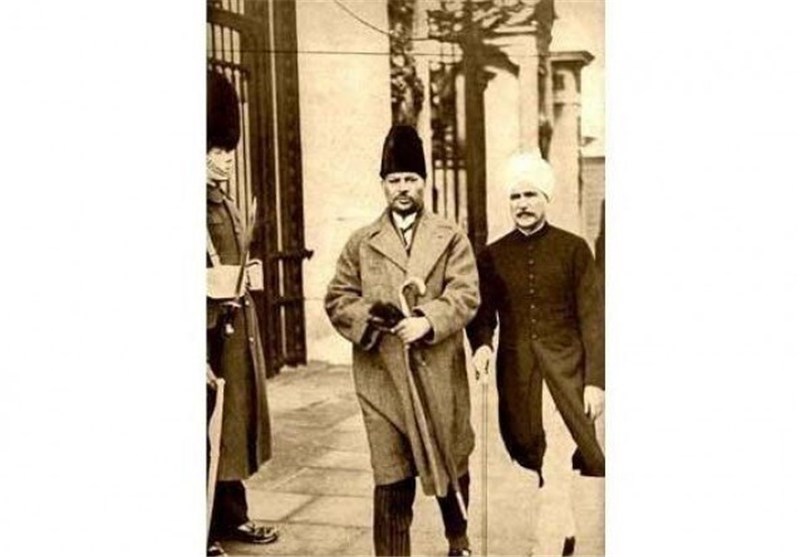«ایرانیترین» خارجی / شاعری که با زبان فارسی به جنگ با استعمار رفت 2