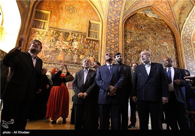 South Africa’s Zuma Visits Iran’s Isfahan