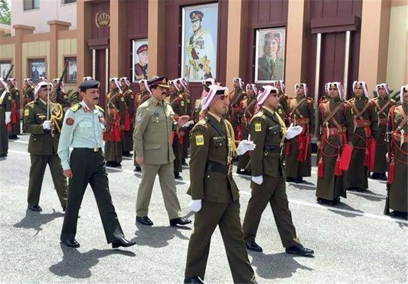 رئیس ستاد ارتش پاکستان مدال بالاترین نشان افتخار «اردن» را دریافت کرد