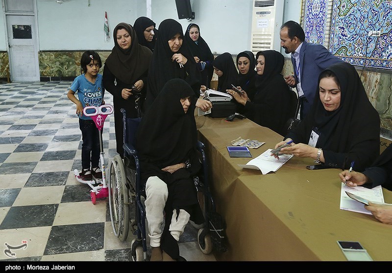 فرماندار ارومیه: انتخابات در ارومیه تا ساعت 20 تمدید شد