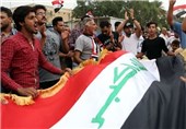 Thousands of Protesters Break into Baghdad Green Zone (+Photos)